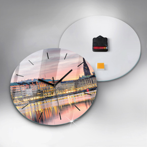 Kerek fali üvegóra Alster Hamburgban