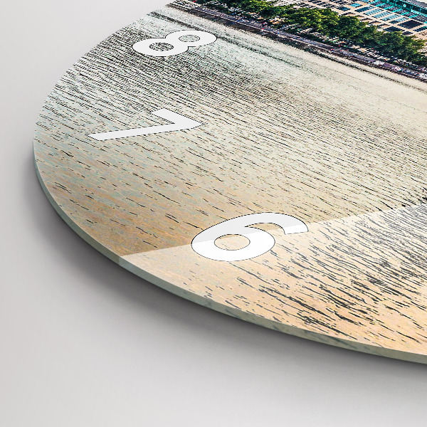 Kerek fali üvegóra Binnenalster Hamburgban