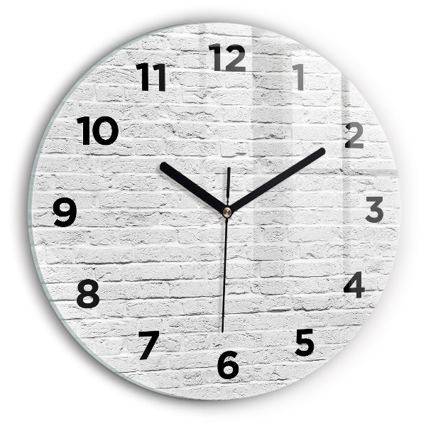 Kerek fali üvegóra Egy fal világos téglából